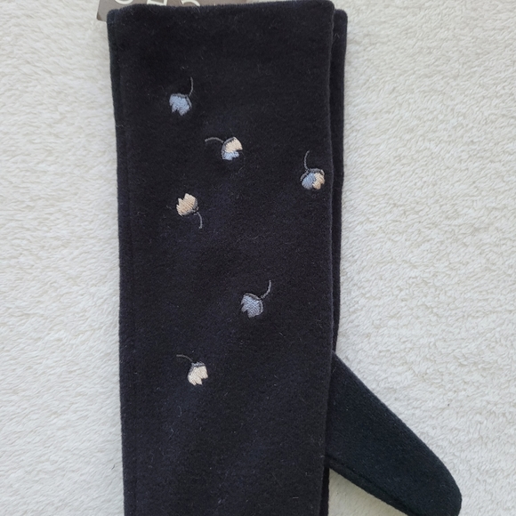 ECHO | Vintage Embroidered Floral Gloves NEW Ladies Small Black - Picture 7 of 12